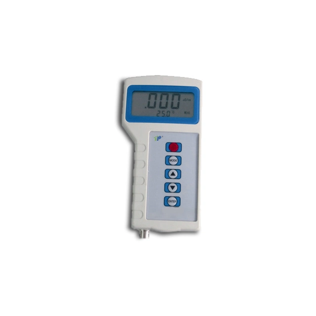 Portable Conductivity And Temperature Meter With Digital Display